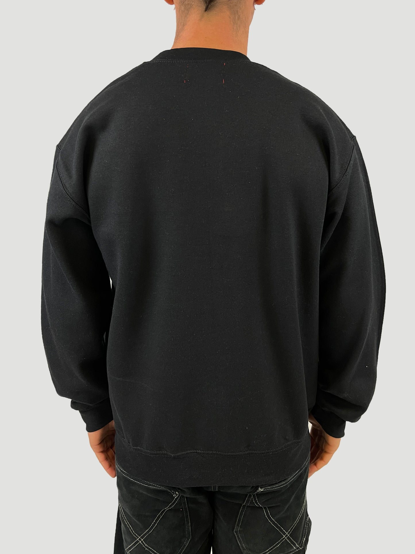 AMORE - Chain Mini Logo Crewneck